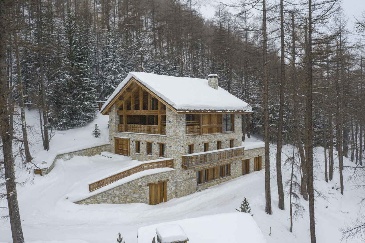 chalet in the snow